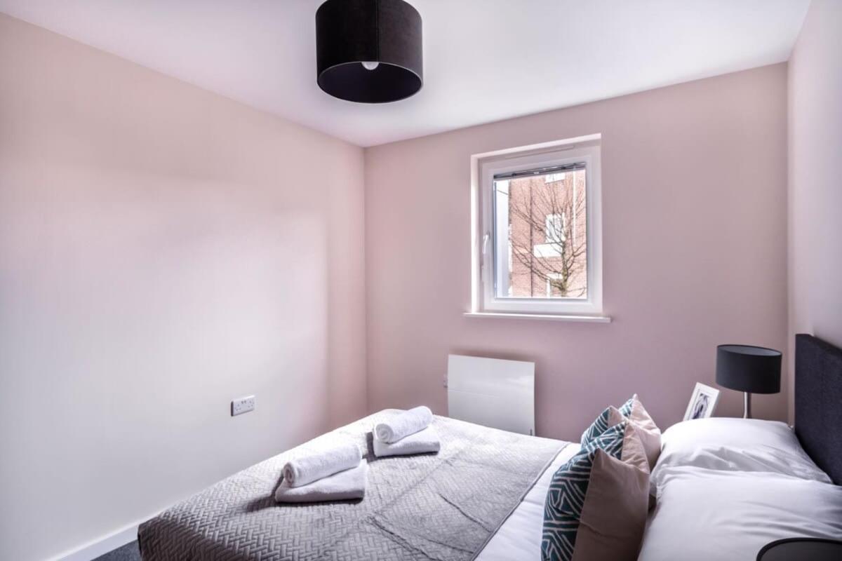 Modern & Spacious 2 Bed Apartment In Manchester Exteriör bild